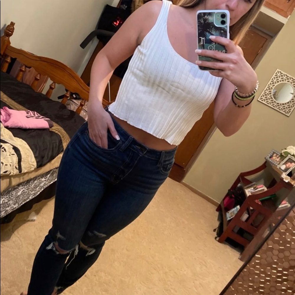 Off white scoop neck crop top